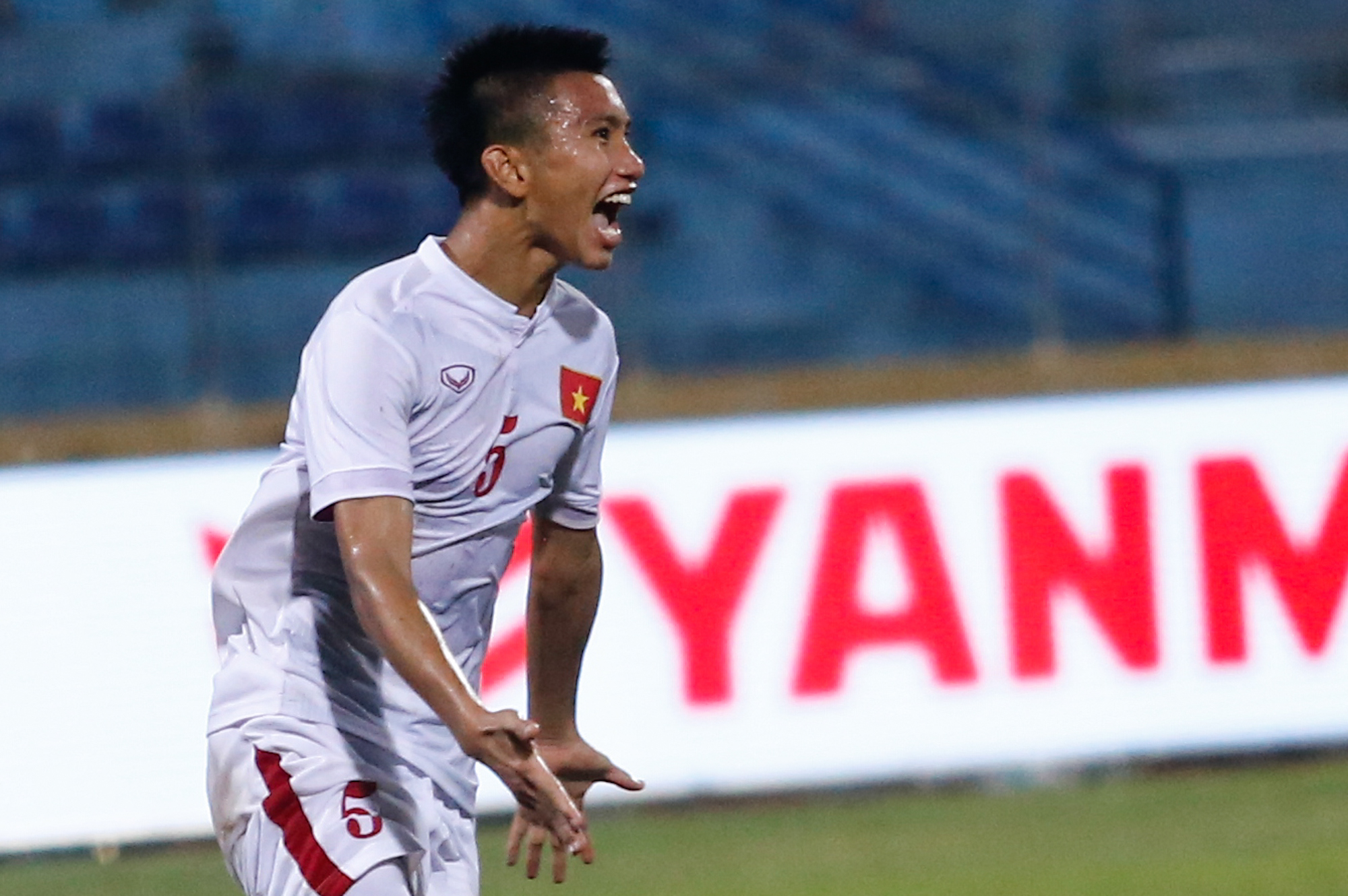 Đoàn Văn Hậu là người ghi bàn quyết định giúp U19 Việt Nam đánh bại Bắc Triều Tiên. Mùa này, anh đã được đôn lên V-League. (Ảnh: Minh Chiến/Vietnam+)