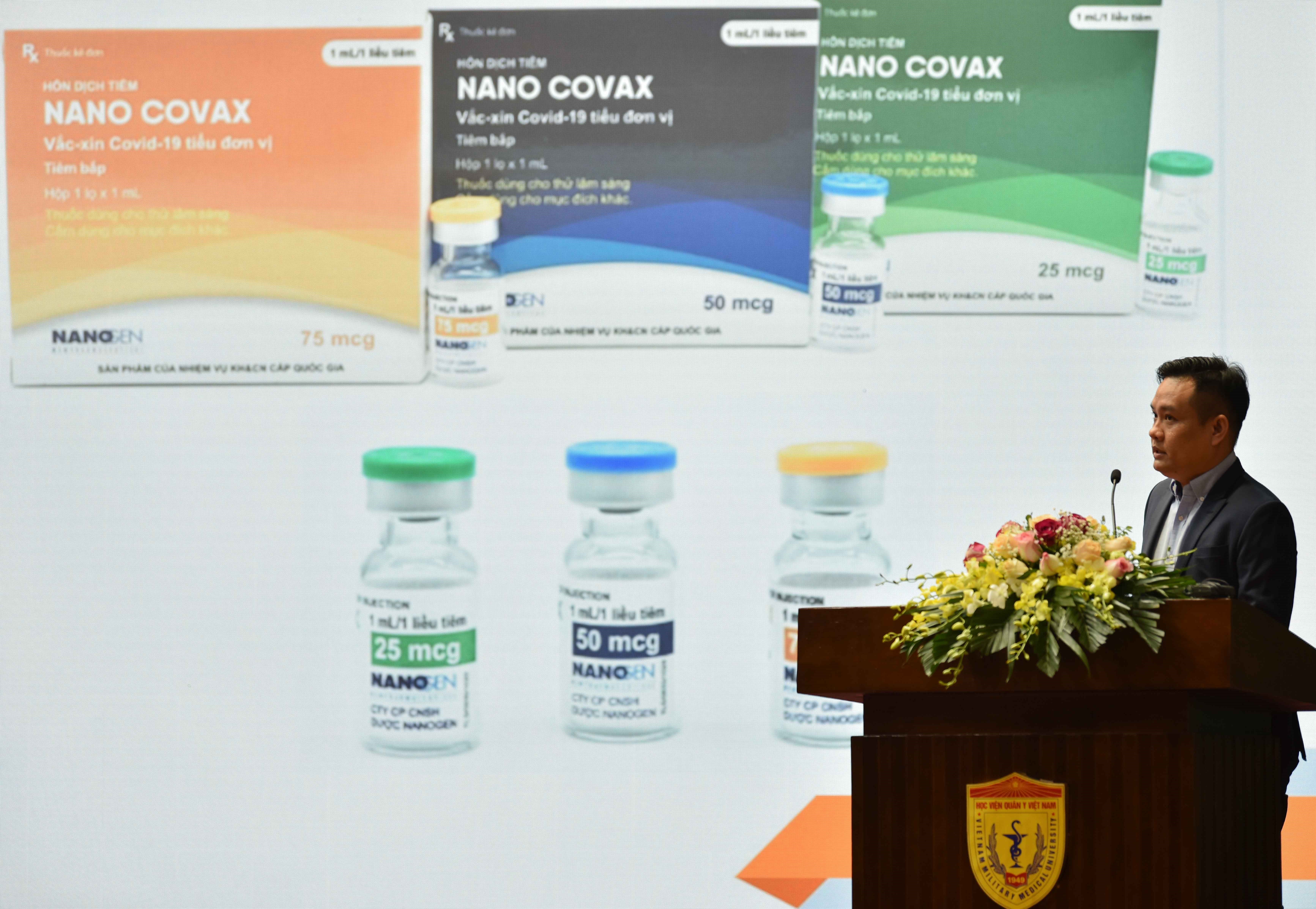 Giới thiệu về vaccine NANO COVAX phòng Covid-19. Ảnh: TTXVN