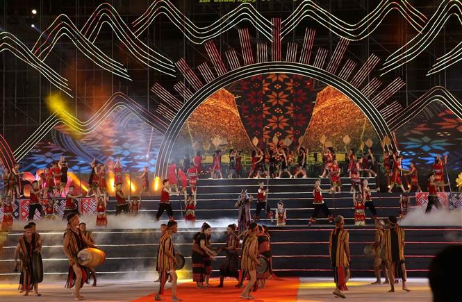 VIETNAM PRESERVES, PROMOTES CULTURAL IDENTITIES OF ETHNIC MINORITY GROUPS WITH VERY SMALL POPULATION - Vimarsana News